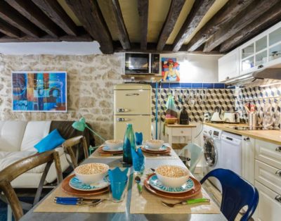 CHAMPS ELYSÉES NEAR PRESIDENT HOUSE 4/5P