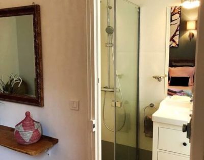 CHAMPS-ELYSÉES GEORGES V 2 SHOWERS 4/6 P