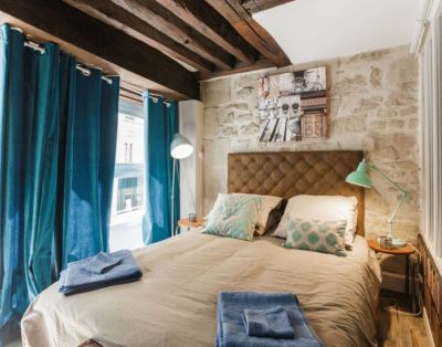 CHAMPS ELYSÉES NEAR PRESIDENT HOUSE 4/5P