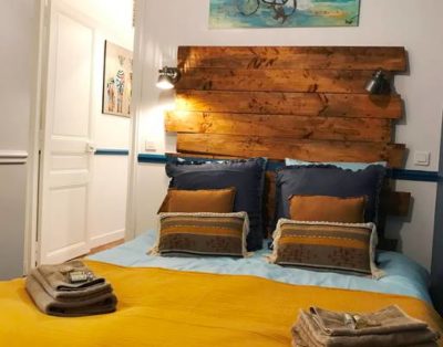 CHAMPS-ELYSÉES THE CAMPAIGN IN PARIS 2 SHOWERS 4/5P