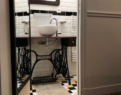 CHAMPS-ELYSÉES THE CAMPAIGN IN PARIS 2 SHOWERS 4/5P