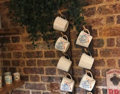 CHAMPS-ELYSÉES THE CAMPAIGN IN PARIS 2 SHOWERS 4/5P