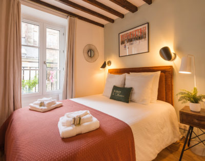 PEACEFULL RETRO-STYLE RETREAT IN THE HEART OF MARAIS 2/3 P