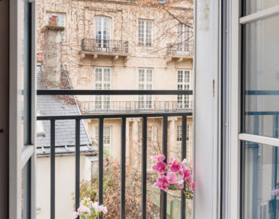 17Th CENTURY RESIDENCE NEAR PLACE DES VOSGES 4/5 P