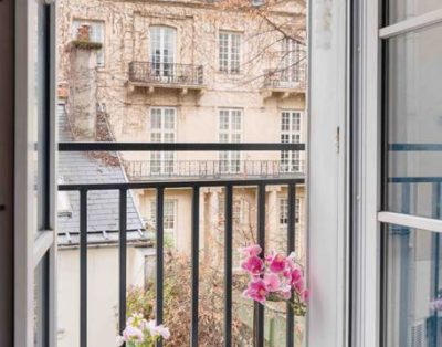 PEACEFULL RETRO-STYLE RETREAT IN THE HEART OF MARAIS 2/3 P