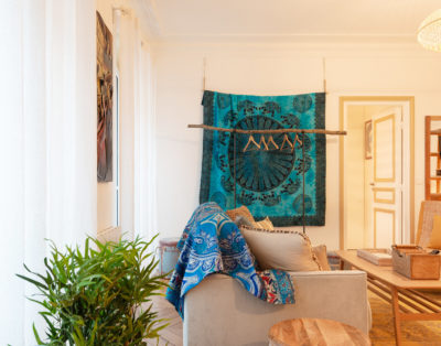 WARM AND COSY HIPPIE CHIC STYLE 2 SHOWERS 6/8P