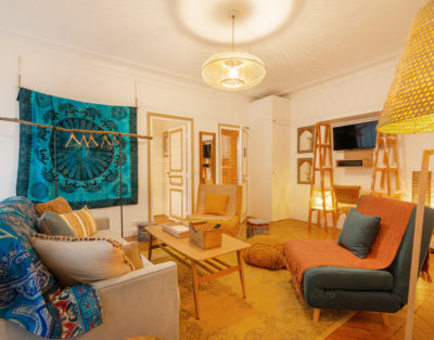 WARM AND COSY HIPPIE CHIC STYLE 2 SHOWERS 6/8P