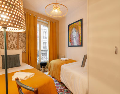 WARM AND COSY HIPPIE CHIC STYLE 2 SHOWERS 6/8P